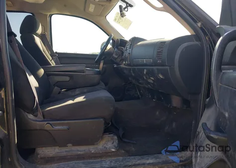 2011 GMC Sierra 1500 Sle z USA, uszkodzony, nr VIN 3GTP2VE36BG209850